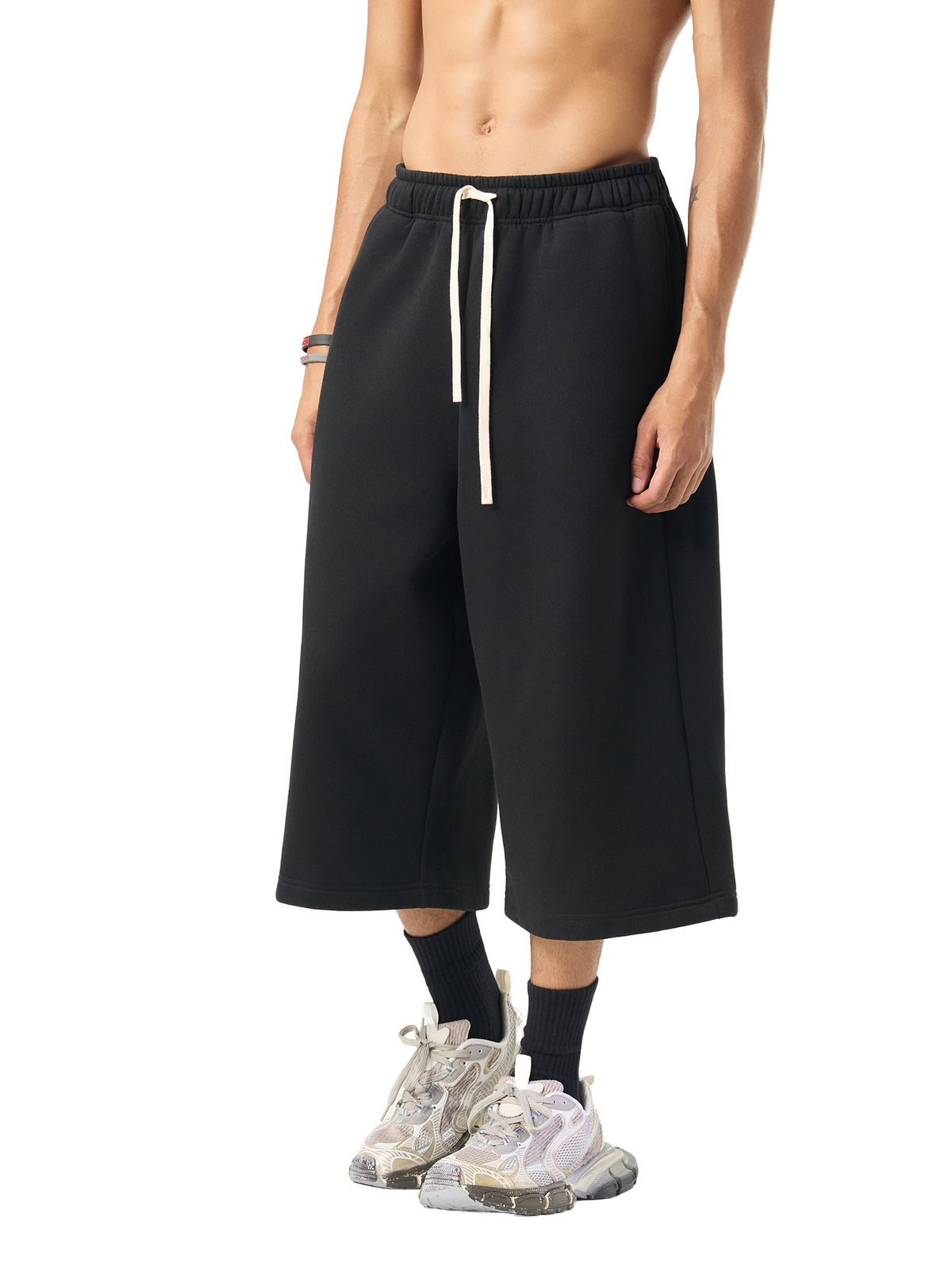 Rifted Relaxed Drawstring Three-quarter Sweatpants