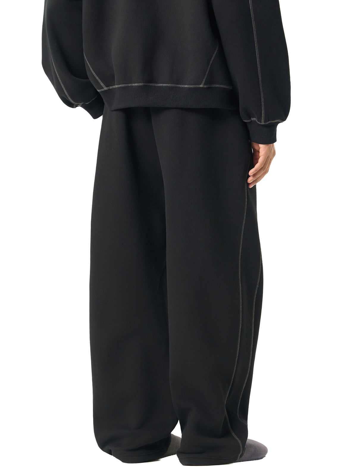 Rifted Contrast-Stitched Fleece Sweatpants